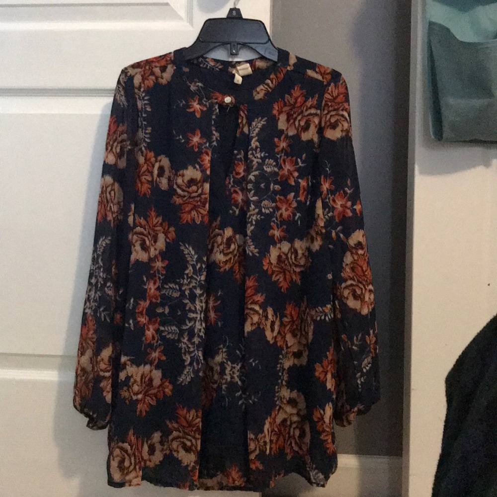 Blue orange and white floral top
